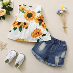 Майка с принтом подсолнуха и джинсовые шорты для девочек Shein