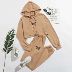 Толстовка на кулиске и спортивные брюки с вышивкой бабочки Shein