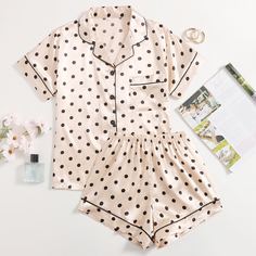 Атласная пижама в горошек Shein