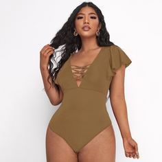 Однотонное боди размера плюс Shein