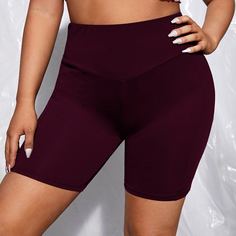 Однотонные байкерские шорты размера плюс Shein
