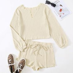Однотонная футболка и шорты с узлом Shein