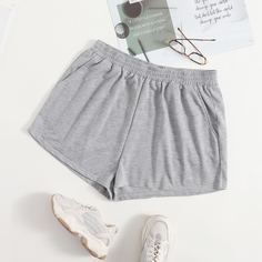 Однотонные спортивные шорты размера плюс Shein