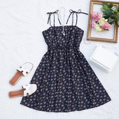 Платье с цветочным принтом Shein