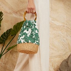 Клатч с цветочным рисунком и кольцом Shein