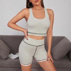 Короткая майка и велошорты Shein