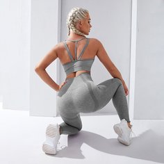 Спортивный бюстгальтер и леггинсы Shein