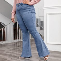 Расклешенные джинсы размера плюс с высокой талией Shein