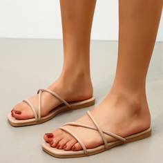 Оригинальные сандалии Shein