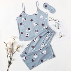 Мультяшный принт милый Пижама Shein