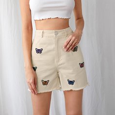 Шорты с заплатой бабочки Shein