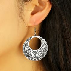 Круглые серьги-подвески с цветком Shein
