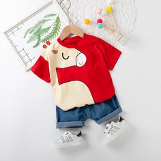 Шорты и футболка с мультипликационным принтом для мальчиков Shein