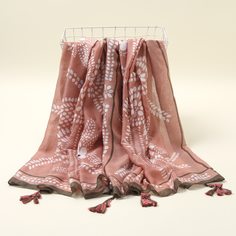 Шарф с цветочным узором и бахромой Shein