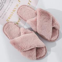 Плюшевые шлепанцы Shein