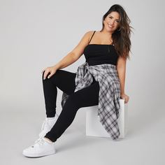 Однотонный комбинезон на бретелях размера плюс Shein