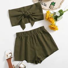 Однотонный топ без бретелек и шорты Shein