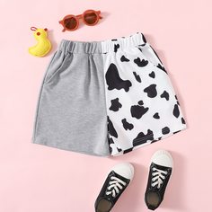 Контрастные шорты с коровьим принтом для девочек Shein