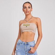 Короткий топ без бретелек с текстовым принтом Shein