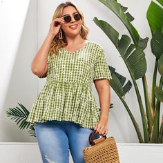 Топ в клетку с цветочным принтом размера плюс Shein