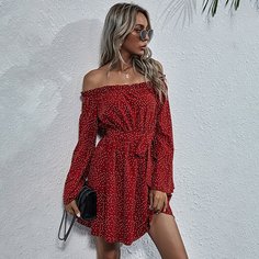 Платье в горошек с открытыми плечами и поясом Shein