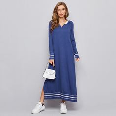 Трикотажное платье с карманом и капюшоном Shein