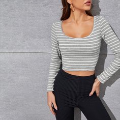 Короткая футболка в полоску Shein