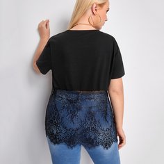 Однотонная футболка размера плюс с кружевом Shein