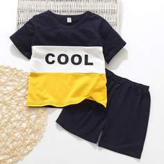 Шорты и футболка с текстовым принтом для мальчиков Shein