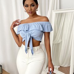 Короткий топ с открытыми плечами и узлом Shein