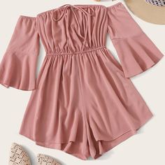 Однотонный комбинезон с открытыми плечами Shein