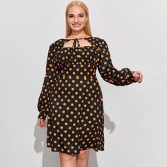 Бюст со сборками В горошек Элегантный Платья размер плюс Shein