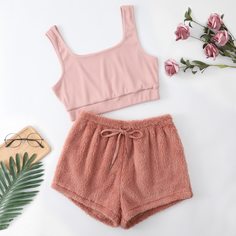 Двухцветный топ и шорты с узлом Shein