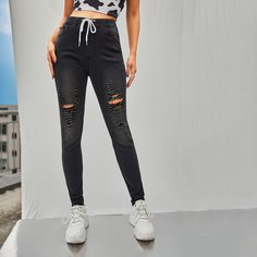 Рваные джинсы на кулиске Shein