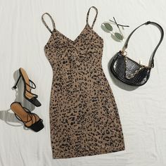 Облегающее платье на бретельках с леопардовым принтом Shein