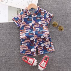 Рубашка с графическим принтом и шорты для мальчиков Shein