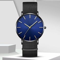 Мужские кварцевые часы цвета неонового лайма Shein