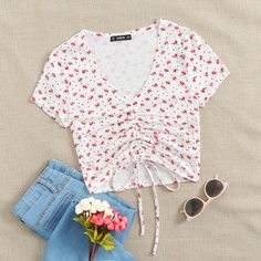Короткий цветочный топ на кулиске Shein
