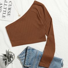 Короткий топ в рубчик на одно плечо Shein