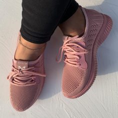 Трикотажные кроссовки на шнурках Shein