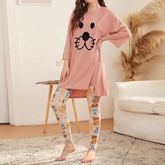 Пижама с мультипликационным принтом Shein