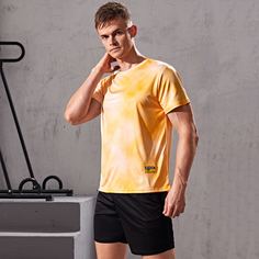 Спортивный Мужской спортивный костюм Shein