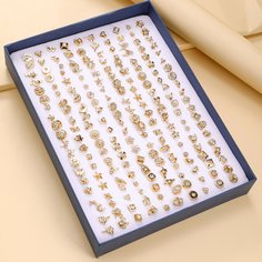 100 пар случайные серьги-гвоздики Shein