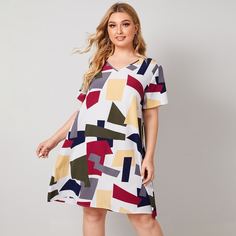 Контрастное платье размера плюс с геометрическим принтом Shein