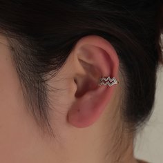 Серьги-каффы со стразами Shein
