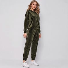 Бархатная толстовка на кулиске и спортивные брюки Shein