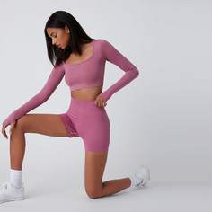 Спортивная футболка с отверстием для большего пальца и шорты Shein