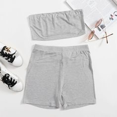 Однотонный топ без рукавов и велошорты Shein