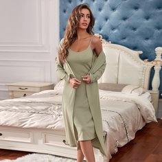 Ночная рубашка на бретельках и домашний халат Shein