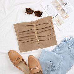 Короткий вязаный топ со сборкой и жемчугами Shein